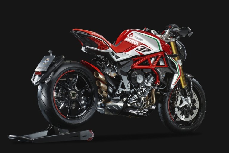 Mv Agusta Dragster Rc Una Naked Per La Famiglia Reparto Corse