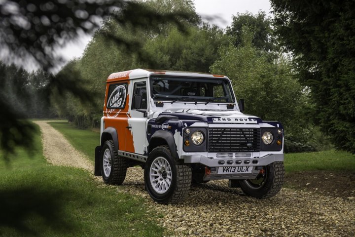 land-rover-bowler-defender-challenge-01