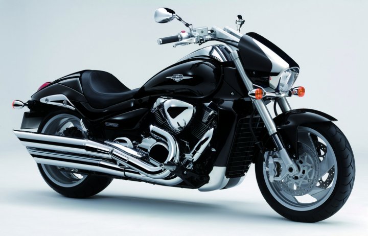 Suzuki-Intruder-M1800R