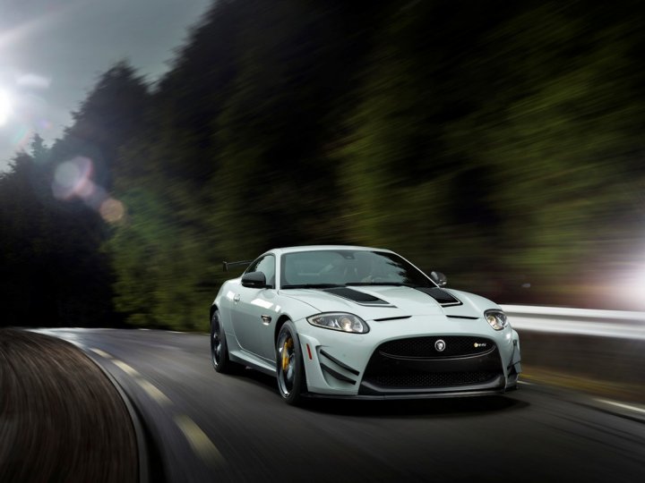 jaguar-xkr-s-gt-fronte