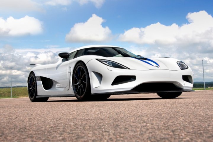 koenigsegg-agera-r-tre-quarti