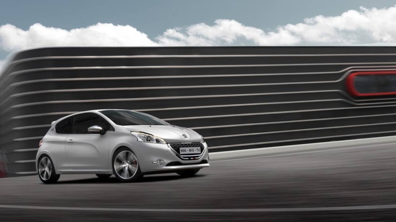 Peugeot 208 GTi: ufficializzato il prezzo