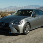 Lexus GS Tre Quarti Anteriore